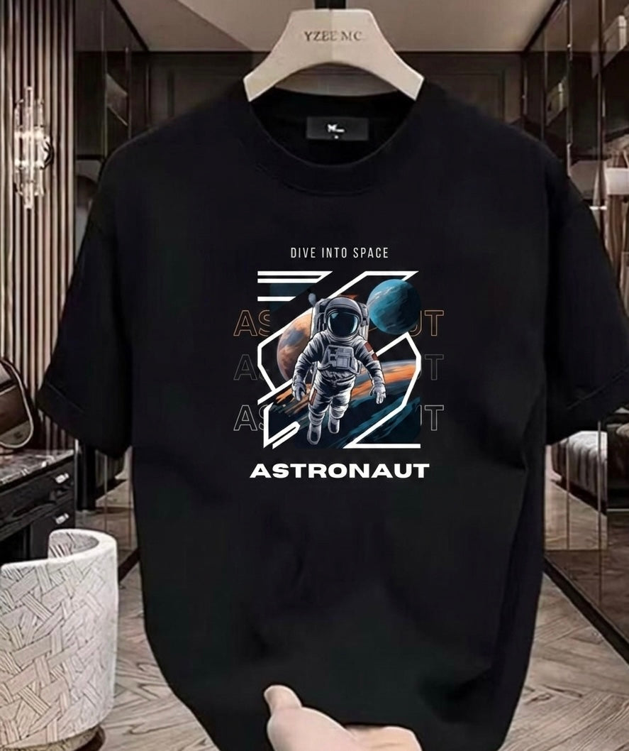 :  👉 Astronaut Printed Oversized T-Shirt – GAMEOM