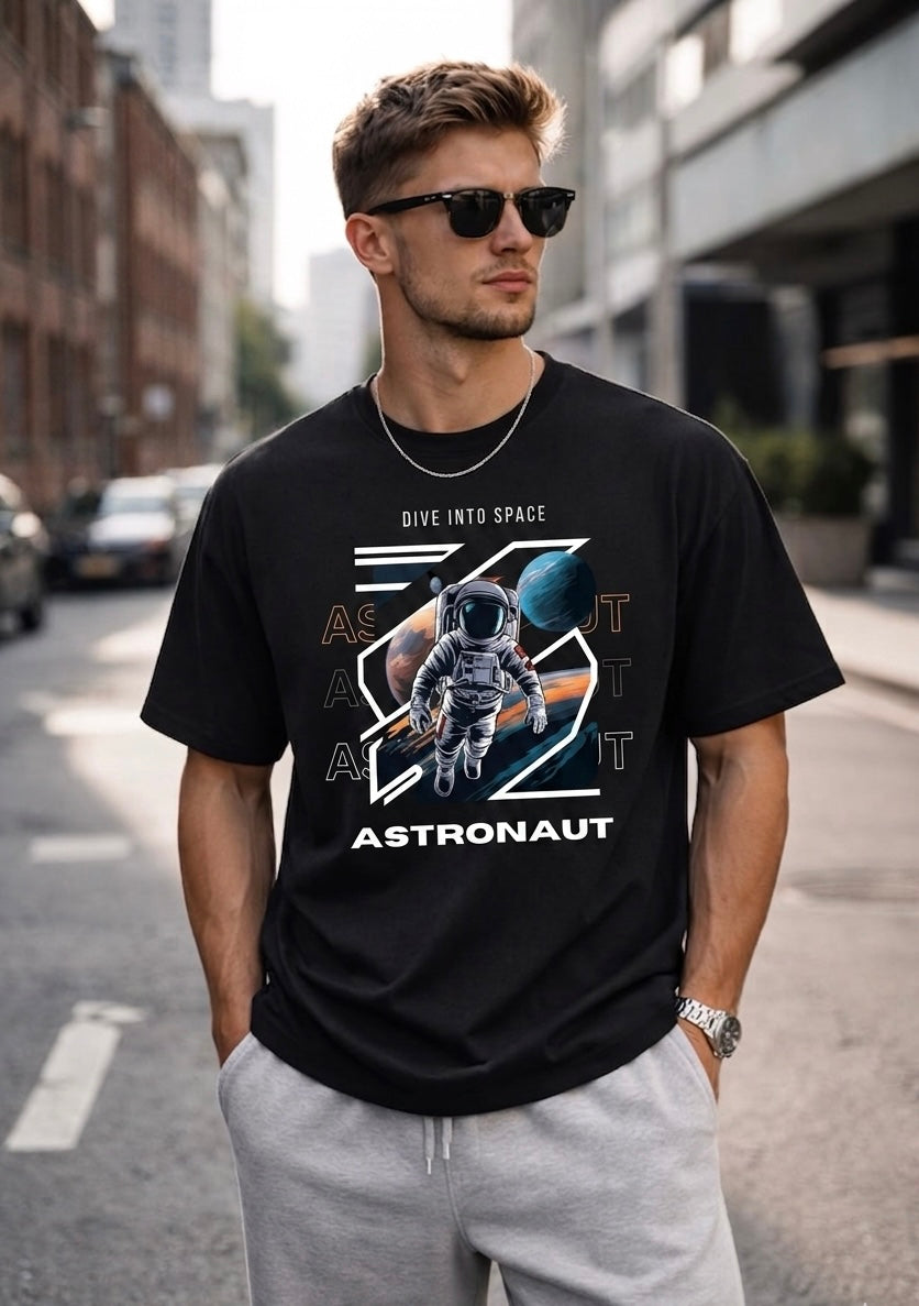 :  👉 Astronaut Printed Oversized T-Shirt – GAMEOM